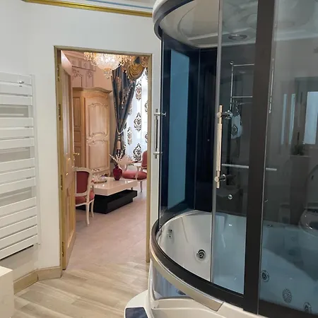 Presidentielle Maison De L'eglise Διαμέρισμα Ναρμπόν