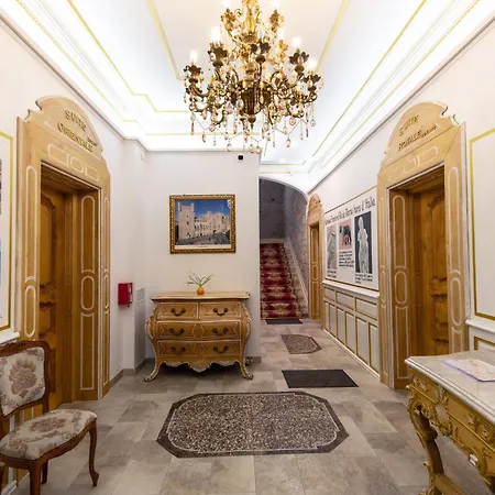 公寓 Presidentielle Maison De L'eglise 纳博讷